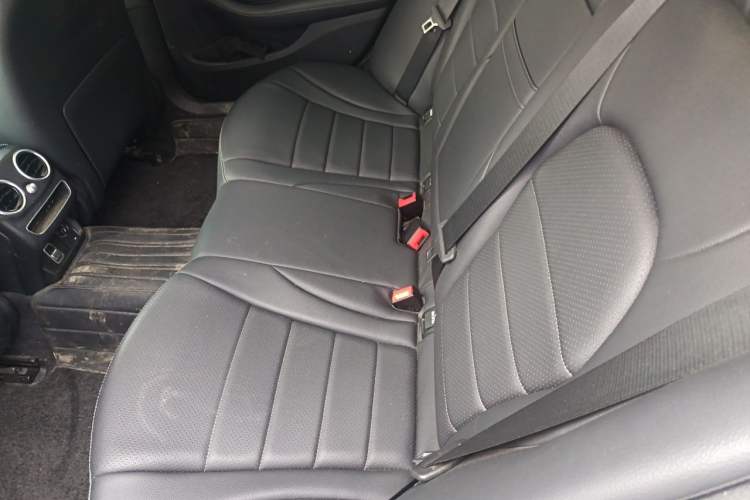 Used Mercedes-Benz C-Class 2021 C 200 L Fashion Edition Sport Version Left Rear Seat
