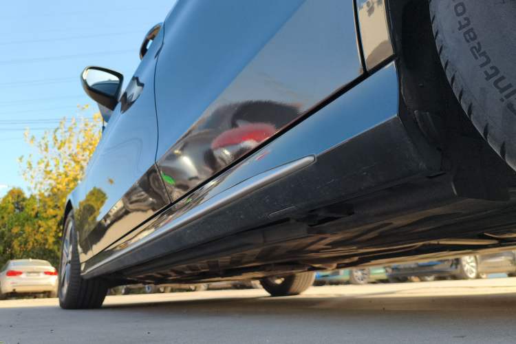 Used Mercedes-Benz C-Class 2021 C 260 L Sport Edition Left Side Sill