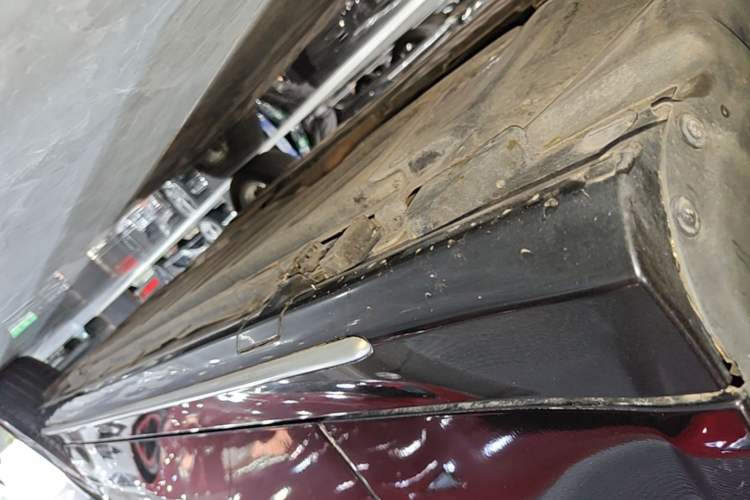 Used Mercedes-Benz C-Class 2021 C 260 L Sport Edition Left Side Sill