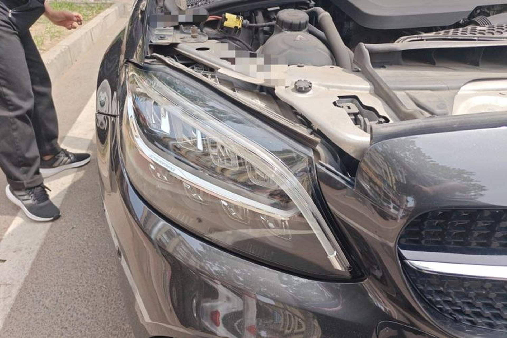 Used Mercedes-Benz C-Class 2021 C 260 L Sport Edition Star Collection Right Front Headlight