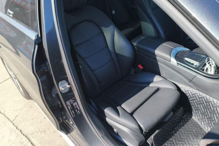 Used Mercedes-Benz C-Class 2021 C 260 L Sport Edition Right Front Seat