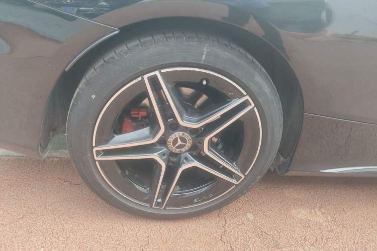 Used Mercedes-Benz C-Class 2021 C 200 Coupe Right Rear Wheel Hub
