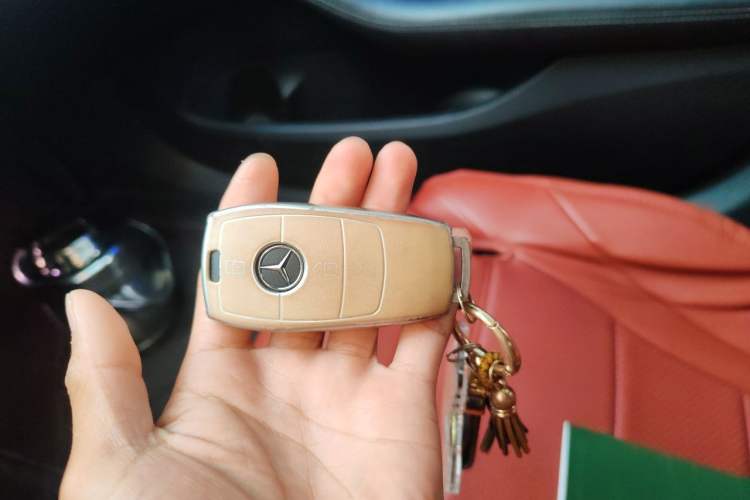 Used Mercedes-Benz C-Class 2021 C 260 Star Edition Vehicle Key