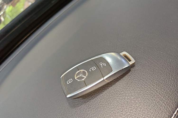 Used Mercedes-Benz C-Class 2021 C 260 L Sport Edition Vehicle Key
