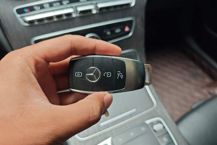 Used Mercedes-Benz C-Class 2021 C 260 L Vehicle Key