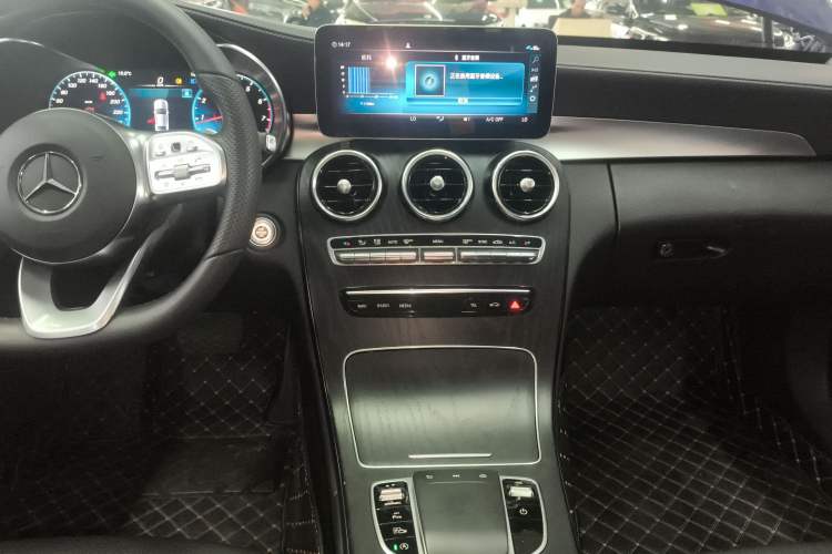 Used Mercedes-Benz C-Class 2021 C 200 L Fashion Edition Sport Version Audio And AC Panel