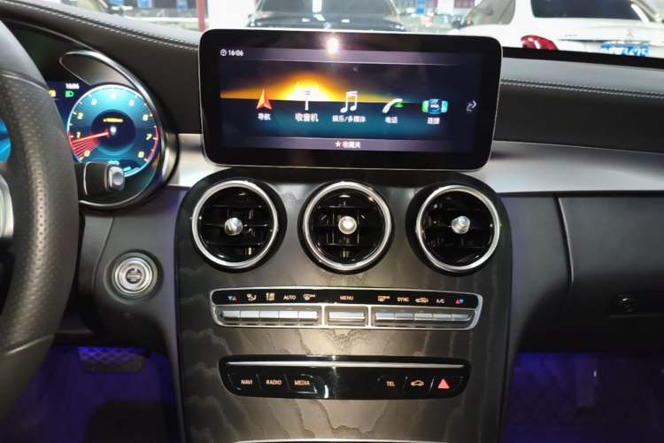 Used Mercedes-Benz C-Class 2021 C 260 L Sport Edition Audio And AC Panel