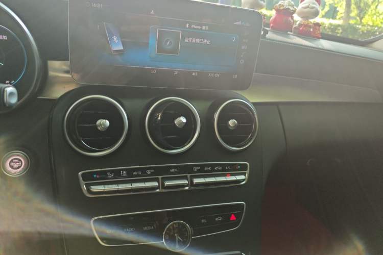 Used Mercedes-Benz C-Class 2021 C 260 L Sport Edition Star Collection Audio And AC Panel