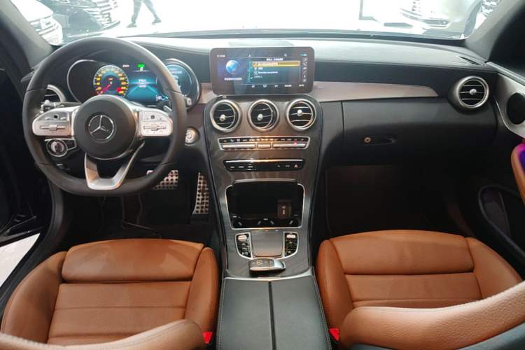 Used Mercedes-Benz C-Class 2021 C 260 Coupe Center Console