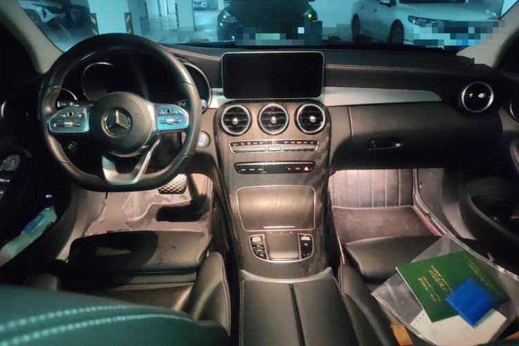 Used Mercedes-Benz C-Class 2021 C 200 L Dynamic Sport Edition Center Console