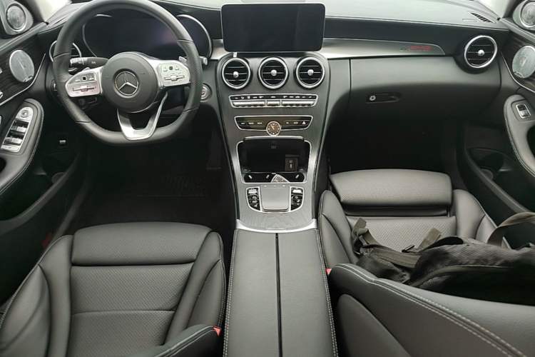 Used Mercedes-Benz C-Class 2021 C 260 L Sport Edition Star Collection Center Console