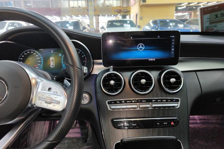 Used Mercedes-Benz C-Class 2021 C 200 L Fashion Edition Sport Version Center Console