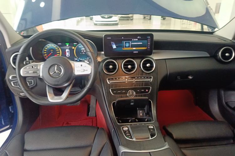 Used Mercedes-Benz C-Class 2021 C 260 L Sport Edition Star Collection Center Console