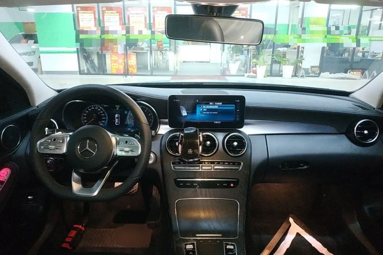 Used Mercedes-Benz C-Class 2021 C 260 L Sport Edition Center Console