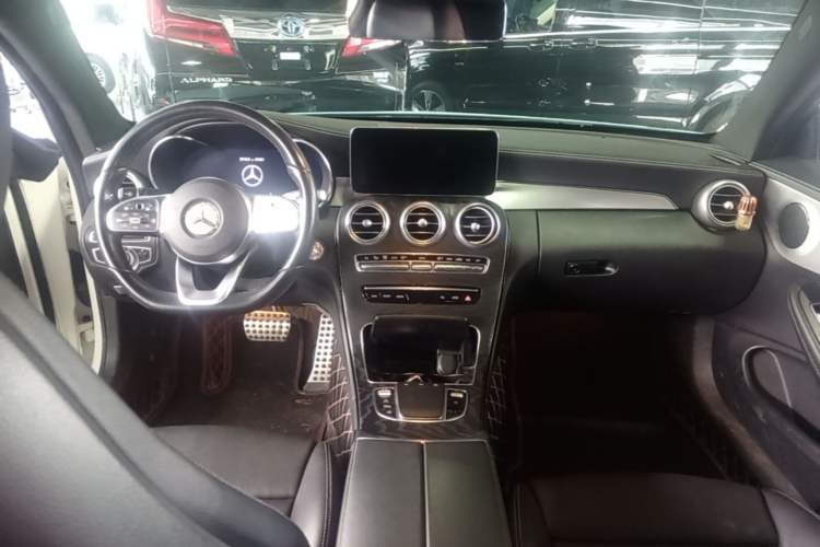 Used Mercedes-Benz C-Class 2021 C 200 Coupe Center Console