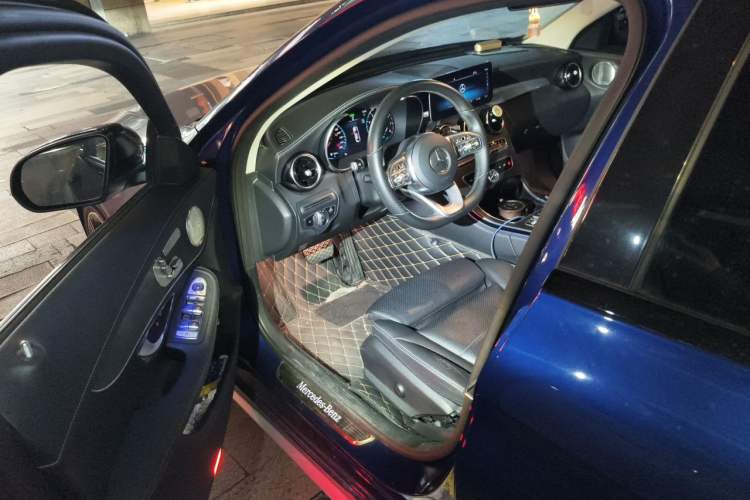 Used Mercedes-Benz C-Class 2021 C 260 L Sport Edition Star Collection Driver Seat