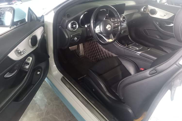 Used Mercedes-Benz C-Class 2021 C 200 Coupe Driver Seat