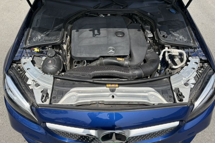 Used Mercedes-Benz C-Class 2021 C 200 L Fashion Edition Sport Version Engine Bay