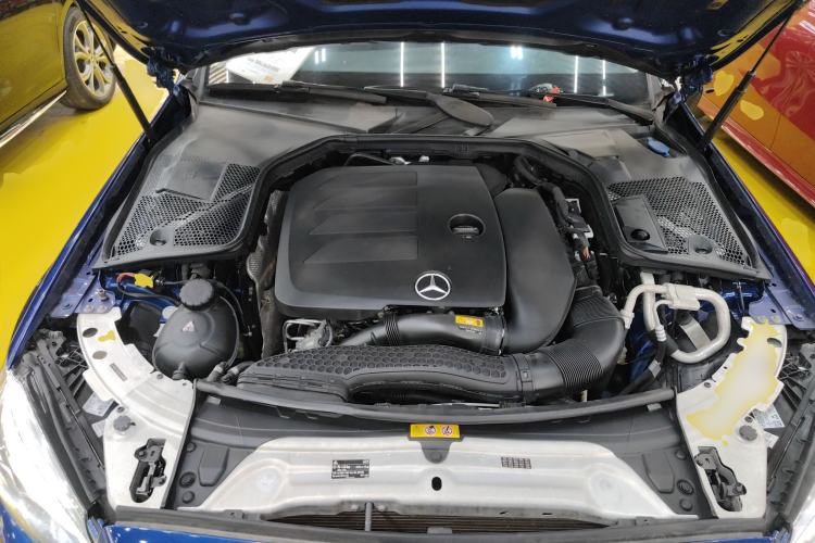 Used Mercedes-Benz C-Class 2021 C 200 L Fashion Edition Sport Version Engine Bay