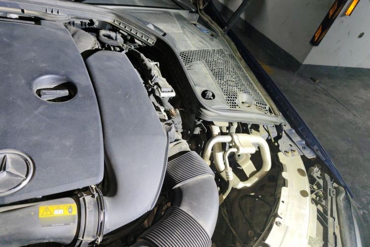 Used Mercedes-Benz C-Class 2021 C 200 L Fashion Edition Sport Version Engine Bay Left
