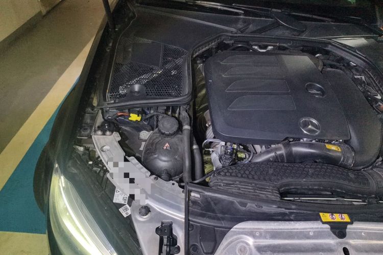 Used Mercedes-Benz C-Class 2021 C 260 Coupe Engine Bay Right