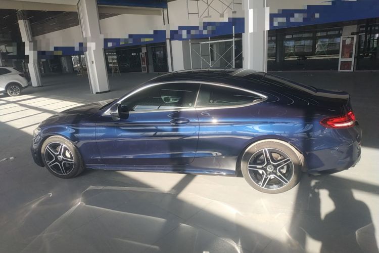 Used Mercedes-Benz C-Class 2021 C 260 Coupe Exterior 3