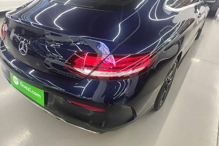 Used Mercedes-Benz C-Class 2021 C 260 Coupe Exterior 3