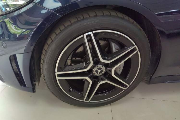 Used Mercedes-Benz C-Class 2021 C 260 Coupe Exterior 4