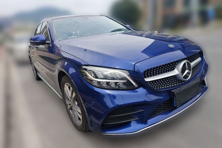Used Mercedes-Benz C-Class 2021 C 200 L Fashion Edition Sport Version Front Right 45 Deg