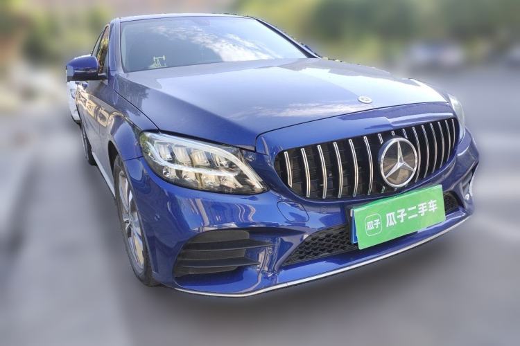 Used Mercedes-Benz C-Class 2021 C 200 L Fashion Edition Sport Version Front Right 45 Deg