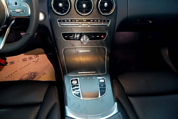 Used Mercedes-Benz C-Class 2021 C 260 L Sport Edition Star Collection Gear Lever