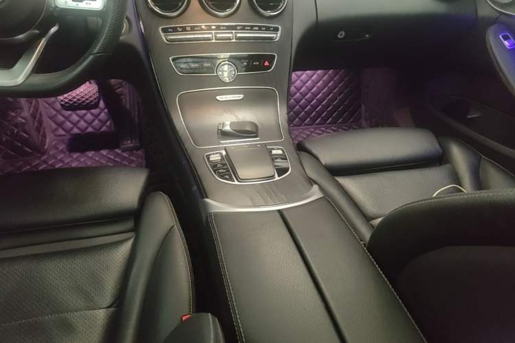 Used Mercedes-Benz C-Class 2021 C 260 L Sport Edition Star Collection Gear Lever