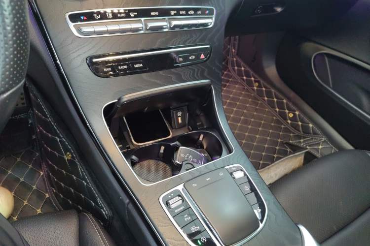 Used Mercedes-Benz C-Class 2021 C 260 Coupe Gear Lever