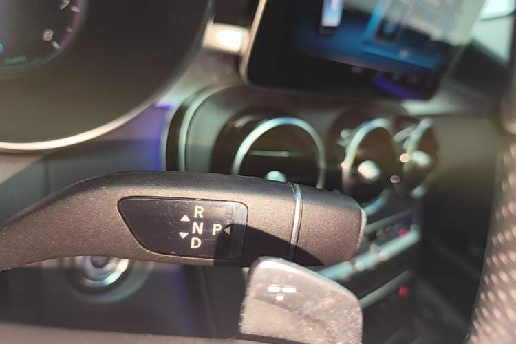 Used Mercedes-Benz C-Class 2021 C 260 L Sport Edition Gear Lever