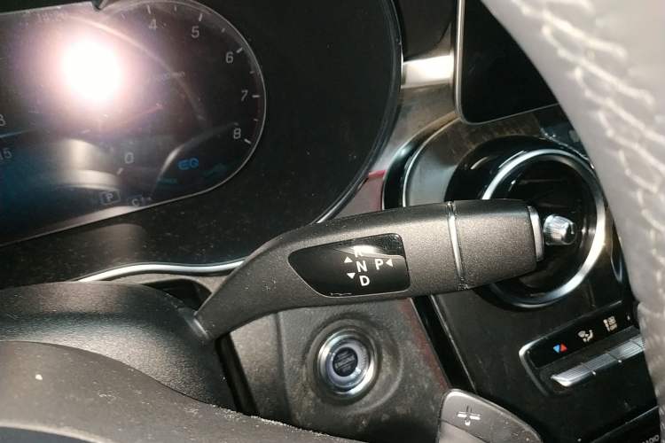 Used Mercedes-Benz C-Class 2021 C 260 L Sport Edition Gear Lever