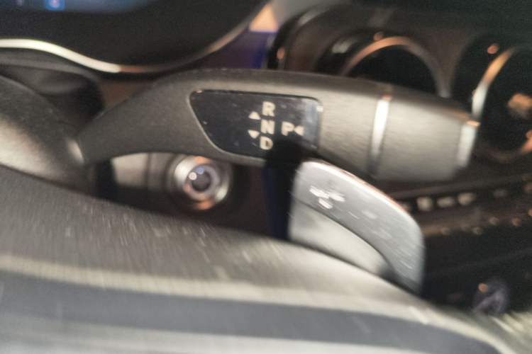 Used Mercedes-Benz C-Class 2021 C 260 L Sport Edition Star Collection Gear Lever