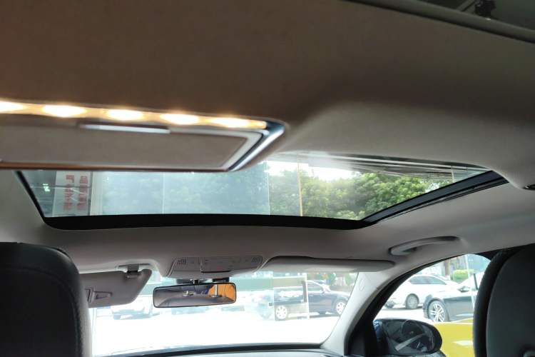 Used Mercedes-Benz C-Class 2021 C 260 L Sport Edition Headliner