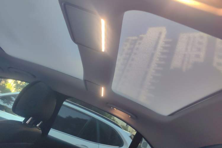 Used Mercedes-Benz C-Class 2021 C 260 L Sport Edition Headliner