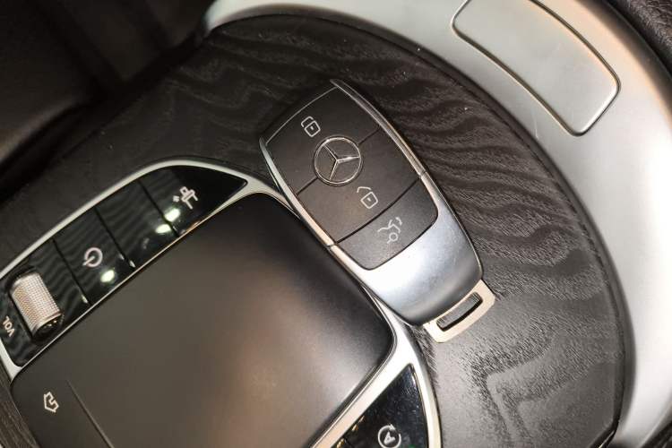 Used Mercedes-Benz C-Class 2021 C 260 Coupe Interior 1