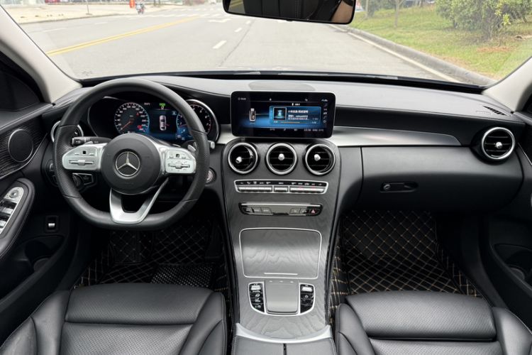 Used Mercedes-Benz C-Class 2021 C 260 L Sport Edition Interior 1