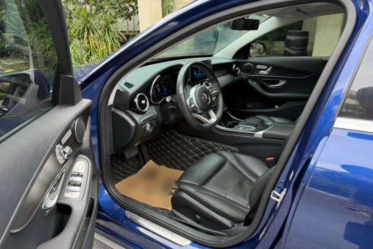 Used Mercedes-Benz C-Class 2021 C 260 L Sport Edition Interior 3