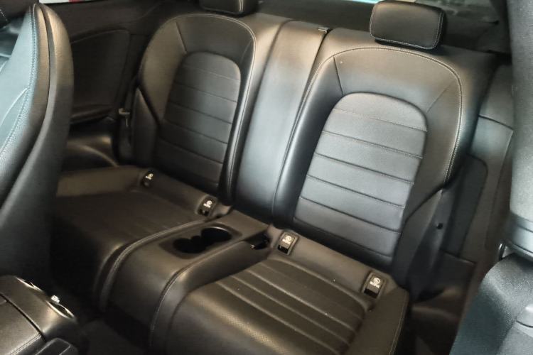 Used Mercedes-Benz C-Class 2021 C 260 Coupe Interior 4