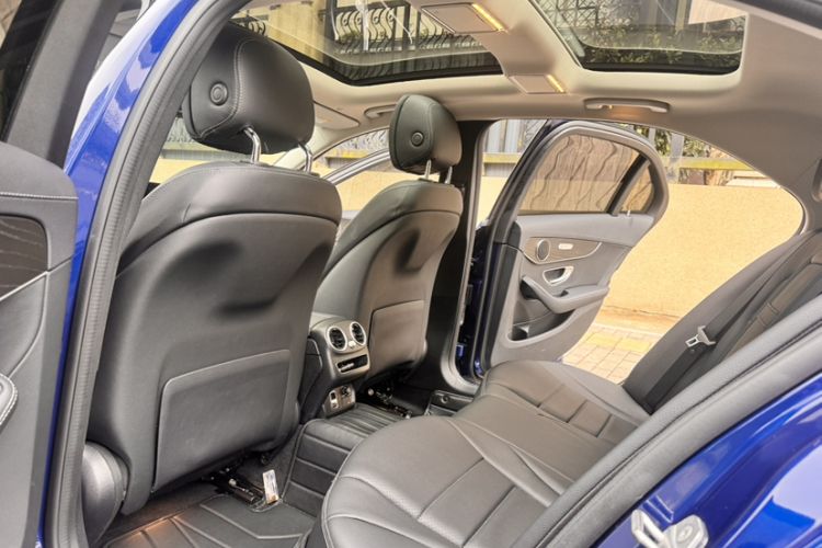 Used Mercedes-Benz C-Class 2021 C 200 L Fashion Edition Sport Version Interior 4