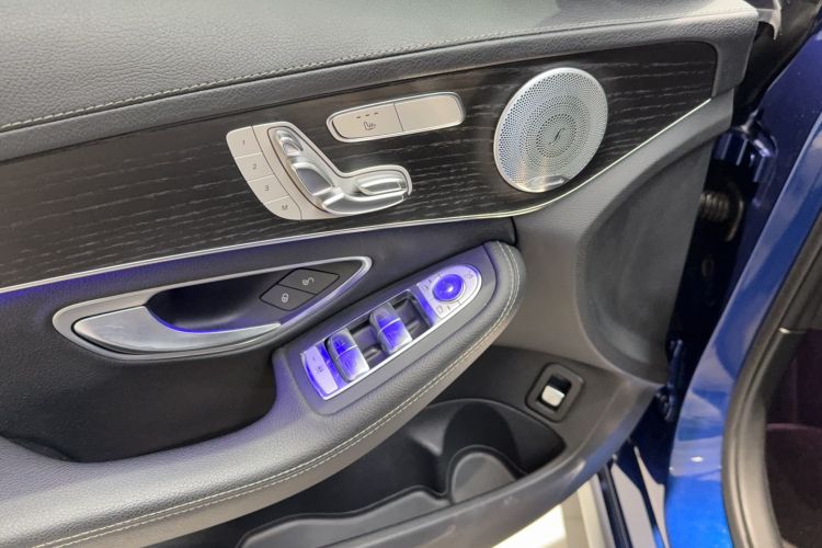 Used Mercedes-Benz C-Class 2021 C 260 L Sport Edition Star Collection Interior 5