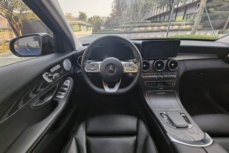 Used Mercedes-Benz C-Class 2021 C 260 L Sport Edition Star Collection Interior 5