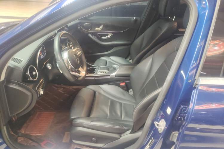 Used Mercedes-Benz C-Class 2021 C 200 L Fashion Edition Sport Version Left Front Seat