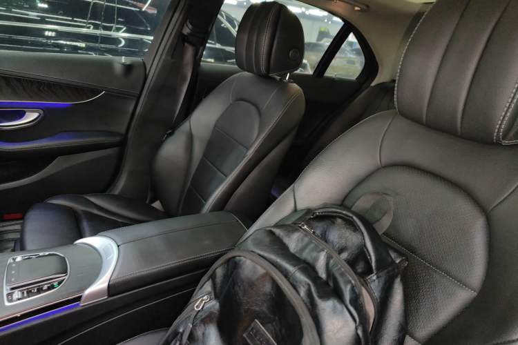 Used Mercedes-Benz C-Class 2021 C 200 L Fashion Edition Sport Version Left Front Seat