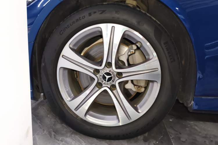 Used Mercedes-Benz C-Class 2021 C 260 L Sport Edition Left Front Wheel Hub