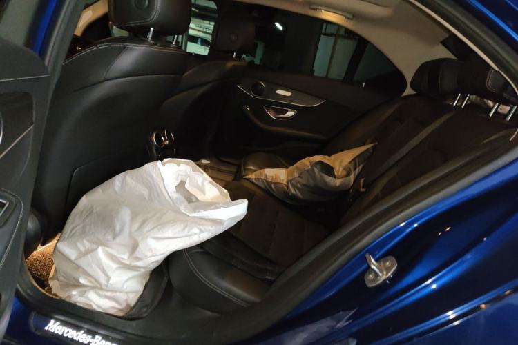 Used Mercedes-Benz C-Class 2021 C 200 L Fashion Edition Sport Version Left Rear Seat