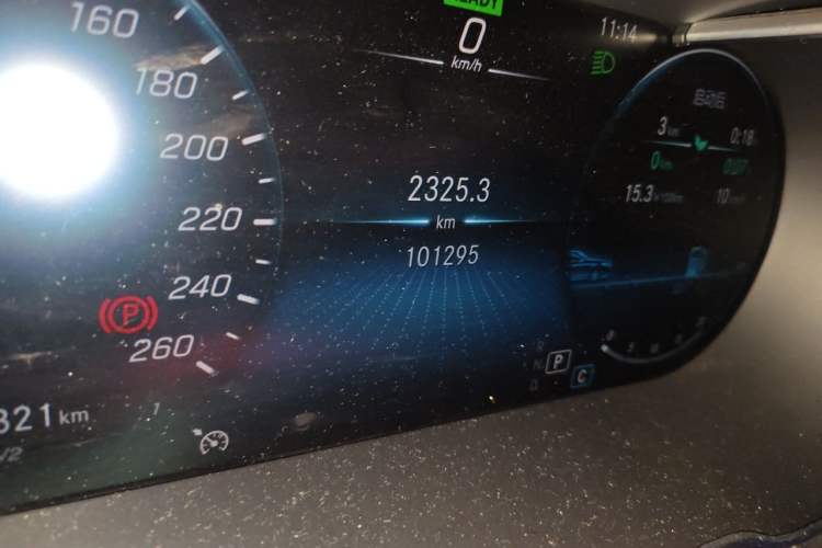 Used Mercedes-Benz C-Class 2021 C 260 L Sport Edition Star Collection Odometer Close Up